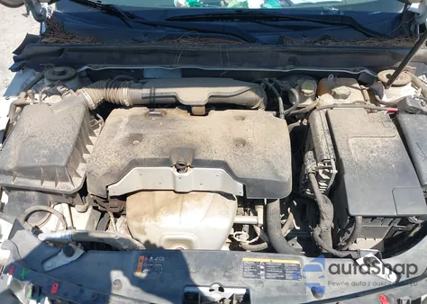 2015 Chevrolet Malibu 2Lt из США, поврежденный, VIN 1G11D5SL6FF151937